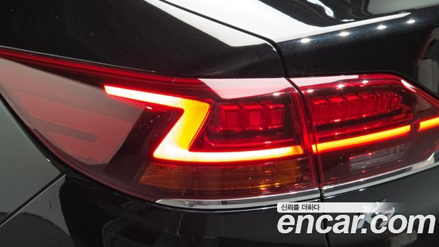 Kia K7 Premier 2.5 GDI Noblesse 2020 — фото 23