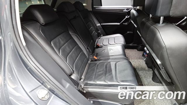 Volkswagen Tiguan (II) 2.0 TDI Premium 2020 — фото 12