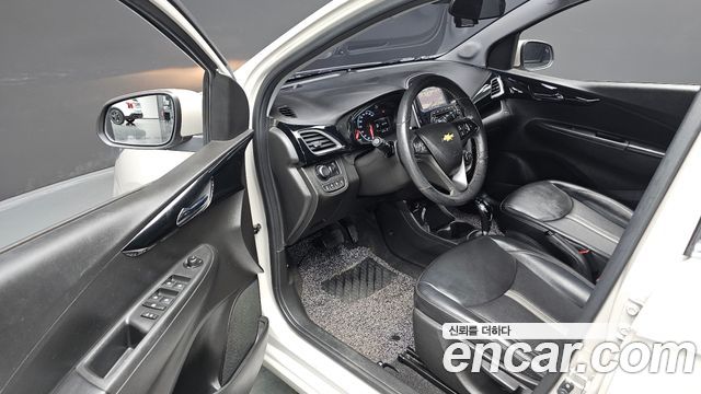Chevrolet Spark Premier 2019 — фото 12