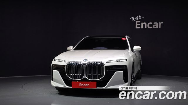 BMW 7 Series (G70) 740i xDrive M Sport 2025 — фото 3