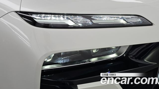 BMW 7 Series (G70) 740i xDrive M Sport 2025 — фото 28