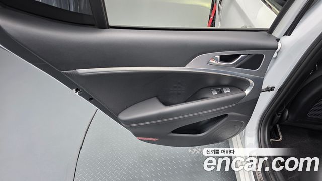 Genesis G70 3.3T Sport AWD Elite 2019 — фото 25