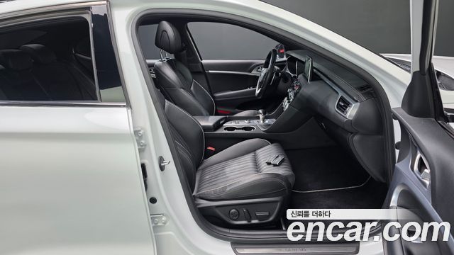 Genesis G70 3.3T Sport AWD Elite 2019 — фото 26