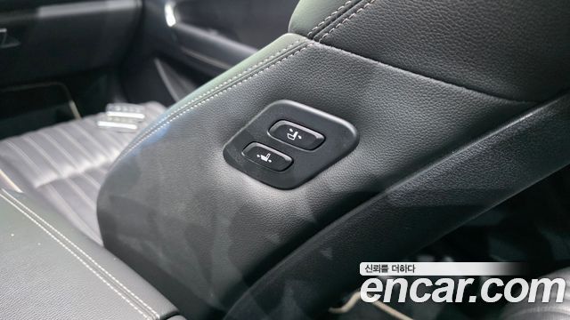 Genesis G70 3.3T Sport AWD Elite 2019 — фото 30