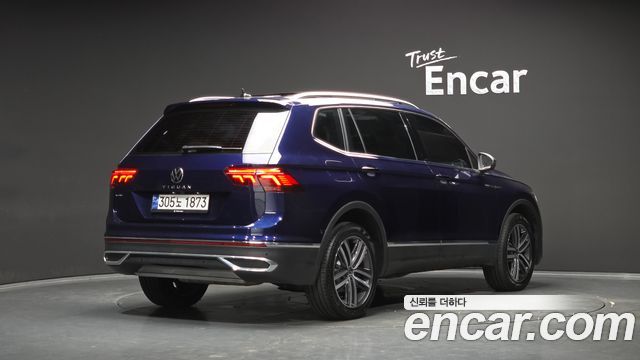 Volkswagen Tiguan Allspace 2.0 TSI Prestige 2023 — фото 2