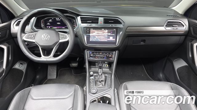 Volkswagen Tiguan Allspace 2.0 TSI Prestige 2023 — фото 7