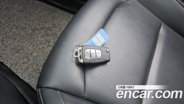 KG Mobility (SsangYong) Torres Gasoline 1.5 2WD T5 2023 — фото 18