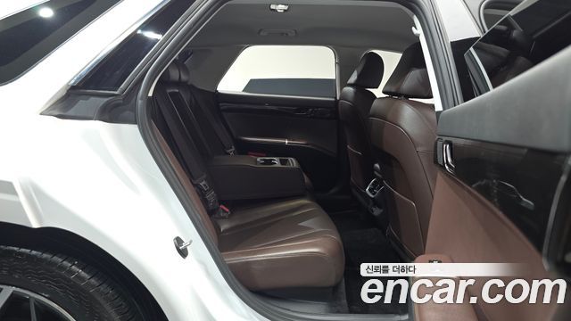 Hyundai Grandeur (GN7) 3.5 LPG 2WD Premium 2023 — фото 12