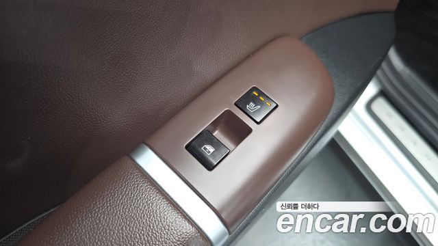 Hyundai Grandeur (GN7) 3.5 LPG 2WD Premium 2023 — фото 19