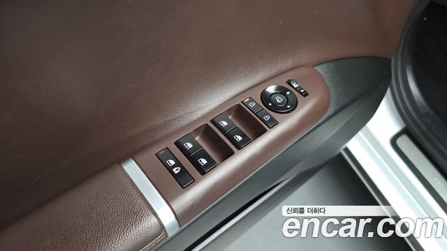 Hyundai Grandeur (GN7) 3.5 LPG 2WD Premium 2023 — фото 28