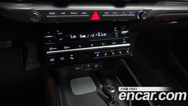 Hyundai Grandeur (GN7) 3.5 LPG 2WD Premium 2023 — фото 31