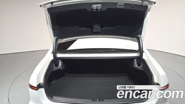 Hyundai Grandeur (GN7) 3.5 LPG 2WD Premium 2023 — фото 34