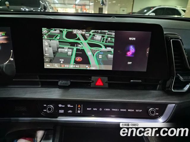 Kia Sportage Hybrid (V) Signature Gravity 2WD 2022 — фото 9