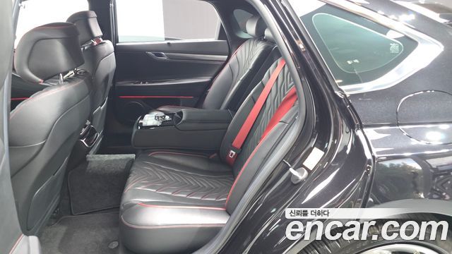 Genesis G80 (RG3) Gasoline 2.5 Turbo 2WD 2025 — фото 12