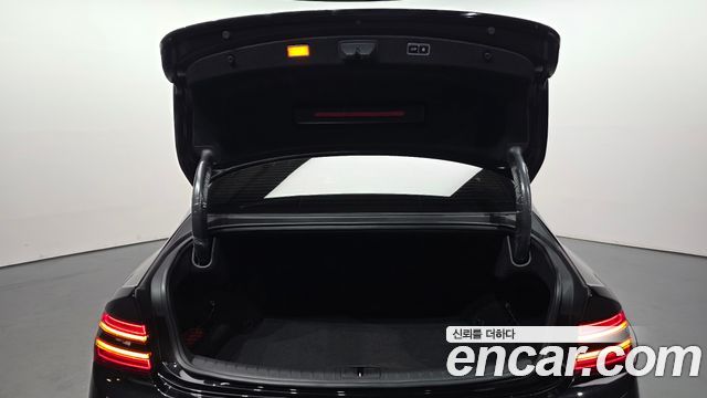 Genesis G80 (RG3) Gasoline 2.5 Turbo 2WD 2025 — фото 17