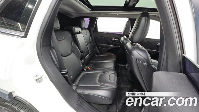 Jeep Cherokee (KL) 2.4 Limited 2WD 2020 — фото 11