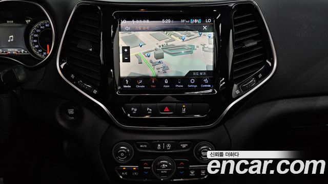 Jeep Cherokee (KL) 2.4 Limited 2WD 2020 — фото 14