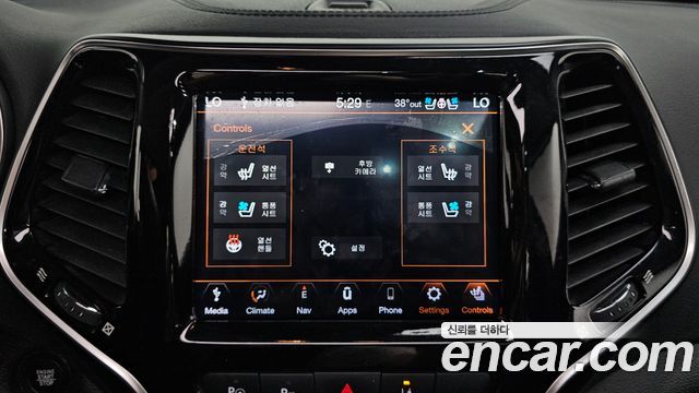 Jeep Cherokee (KL) 2.4 Limited 2WD 2020 — фото 16