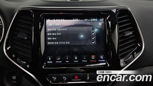 Jeep Cherokee (KL) 2.4 Limited 2WD 2020 — фото 18