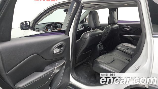 Jeep Cherokee (KL) 2.4 Limited 2WD 2020 — фото 26