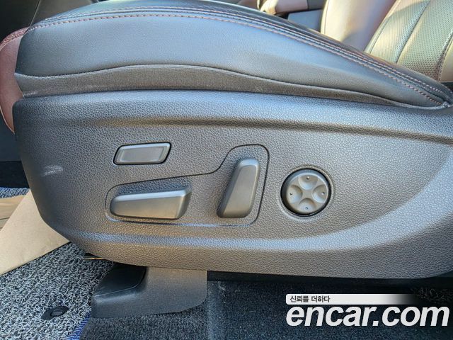 Hyundai Santa Fe (TM) Gasoline 2.0T 2WD Inspiration 2020 — фото 20