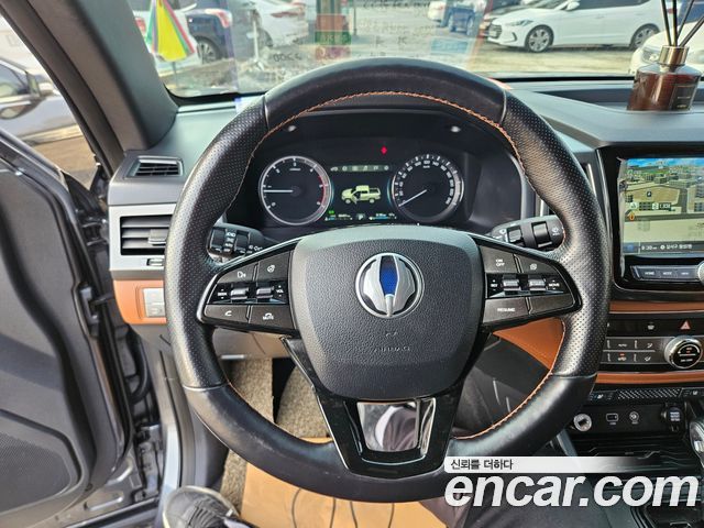 KG Mobility (SsangYong) Rexton Sports Khan Diesel 2.2 4WD Dynamic Edition (5-Link) 2020 — фото 12