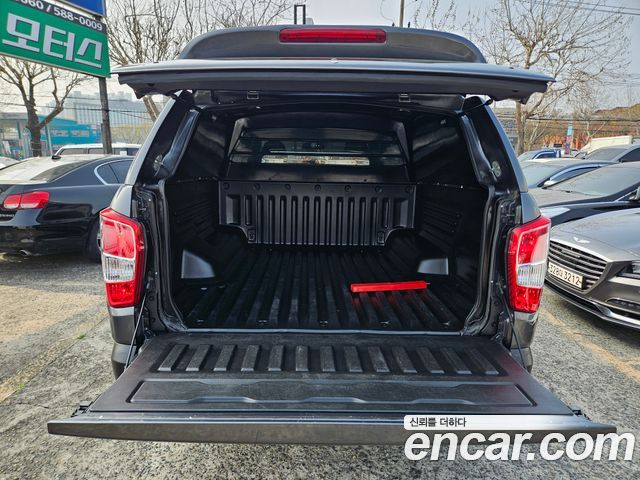 KG Mobility (SsangYong) Rexton Sports Khan Diesel 2.2 4WD Dynamic Edition (5-Link) 2020 — фото 18
