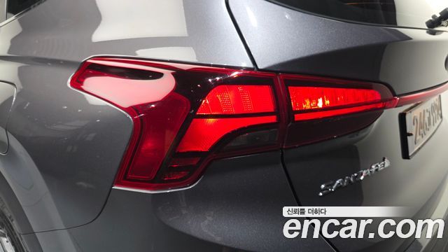 Hyundai Santa Fe Gasoline 2.5T 2WD Exclusive 2022 — фото 23