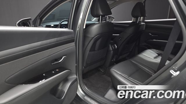 Hyundai Tucson (NX4) Gasoline 1.6 Turbo 2WD Inspiration 2024 — фото 32