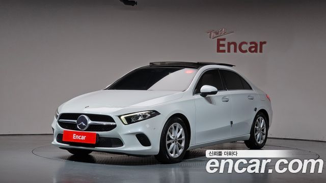 Mercedes-Benz A-Class (W177) A220 Sedan 2020 — фото 1