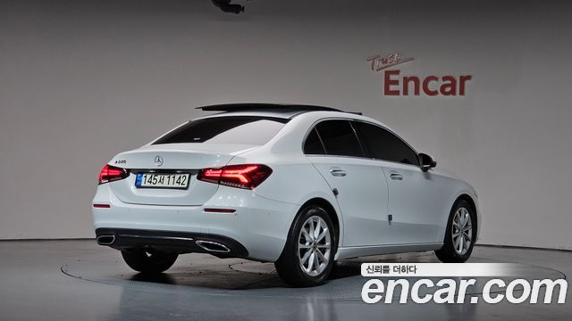 Mercedes-Benz A-Class (W177) A220 Sedan 2020 — фото 2