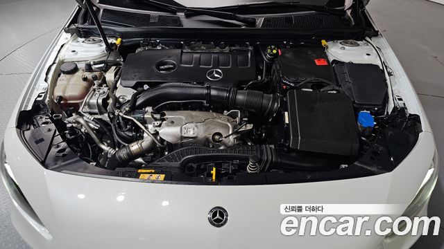 Mercedes-Benz A-Class (W177) A220 Sedan 2020 — фото 6