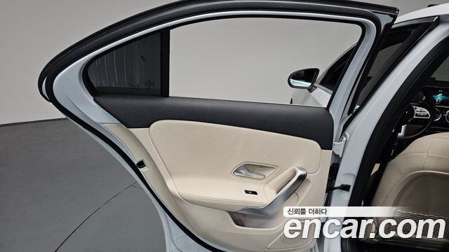 Mercedes-Benz A-Class (W177) A220 Sedan 2020 — фото 25
