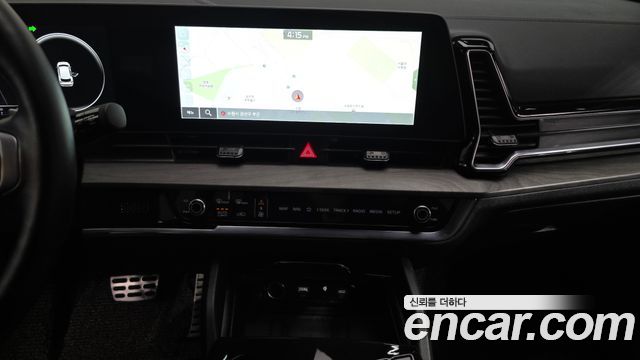 Kia Sportage Hybrid (V) 30Th Edition 4WD 2024 — фото 13