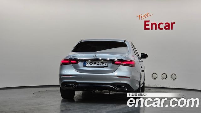 Mercedes-Benz E-Class (W213) E220d 4MATIC AMG Line 2021 — фото 4