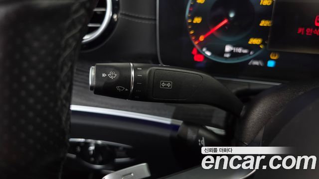 Mercedes-Benz E-Class (W213) E220d 4MATIC AMG Line 2021 — фото 19