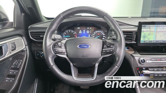 Ford Explorer (VI) 2.3 LimIted 4WD 2020 — фото 13
