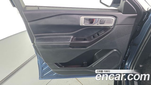 Ford Explorer (VI) 2.3 LimIted 4WD 2020 — фото 24