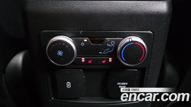 Ford Explorer (VI) 2.3 LimIted 4WD 2020 — фото 29