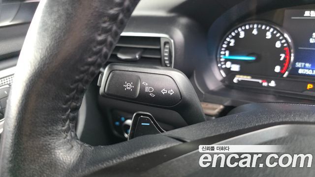 Ford Explorer (VI) 2.3 LimIted 4WD 2020 — фото 34
