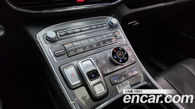 Hyundai Santa Fe HEV 1.6 4WD Exclusive 2022 — фото 9