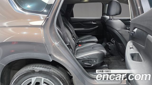 Hyundai Santa Fe HEV 1.6 4WD Exclusive 2022 — фото 12