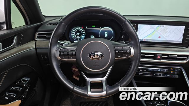 Kia K5 (III) 2.0 Signature 2021 — фото 13