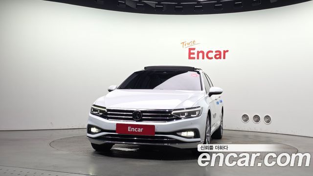 Volkswagen Passat GT (B8) 2.0 TDI Prestige 2022 — фото 3