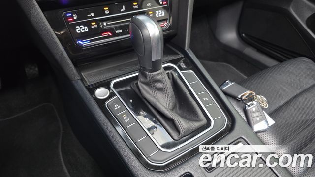 Volkswagen Passat GT (B8) 2.0 TDI Prestige 2022 — фото 9