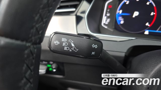 Volkswagen Passat GT (B8) 2.0 TDI Prestige 2022 — фото 29