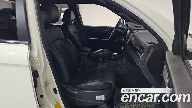 KG Mobility (SsangYong) Rexton Sports Khan Diesel 2.2 4WD Prestige 2023 — фото 26