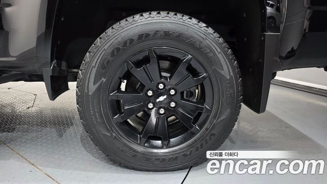 Chevrolet Real New Colorado 3.6 Z71-X Midnight 4WD 2021 — фото 21