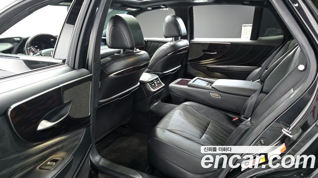 Lexus LS500 (V) 3.5 Luxury AWD 2019 — фото 15