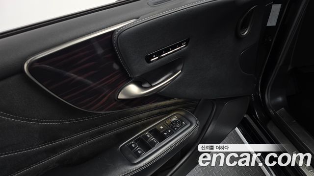 Lexus LS500 (V) 3.5 Luxury AWD 2019 — фото 23
